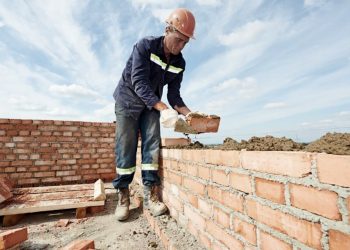 Depositan un bono de 10.000 pesos a los titulares del Potenciar Trabajo