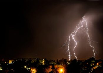 El corte de energía en todo el NOA y el peligroso antecedente de la falla del sistema interconectado nacional