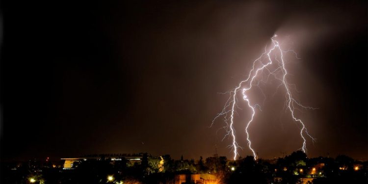 El corte de energía en todo el NOA y el peligroso antecedente de la falla del sistema interconectado nacional