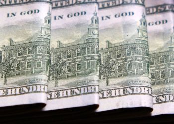 El dólar se encamina a cerrar el año en la franja de los $ 39