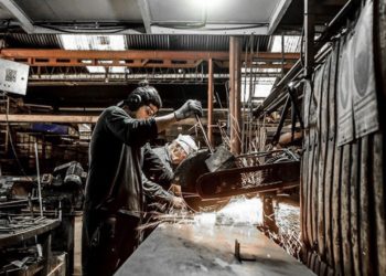 El Foro económico-laboral exigió derogar el DNU de Milei