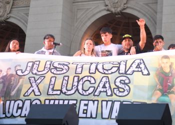En homenaje a Lucas González señalizarán el Paseo de la Memoria del Cruce Varela