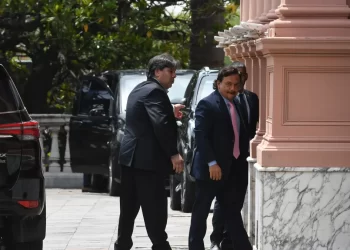 Gobernadores chocan con Milei: piden por obra pública y compensación por Ganancias