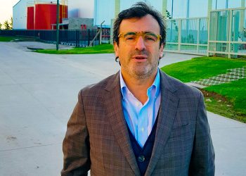 Industriales bonaerenses apoyan el capítulo laboral del DNU