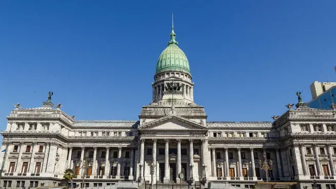 Javier Milei apura sesión especial para su paquete de leyes y se complica el armado de las comisiones