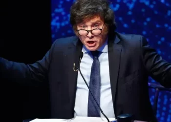 Javier Milei convoca a los gobernadores por el ajuste