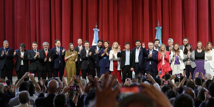 Kicillof: endeudamiento y posible prórroga del presupuesto 2023