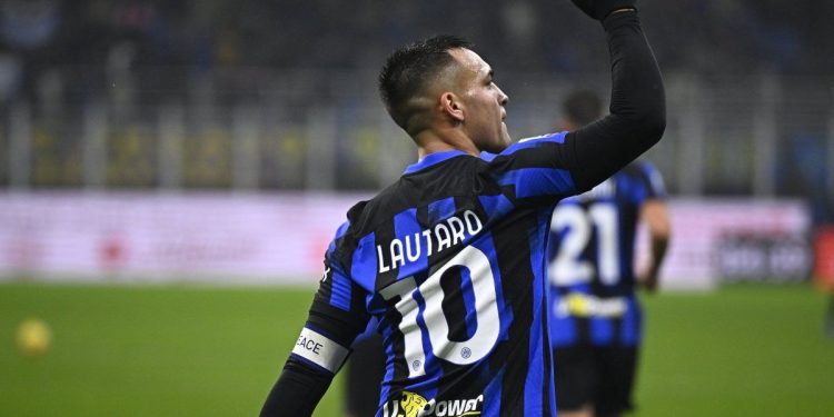 Lautaro Martínez selló la goleada con la que Inter regresó a la cima