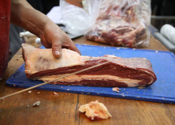 Llega el asadazo de fin año con cortes de carne a precios populares