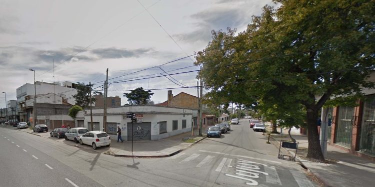 Mataron de un tiro en el pecho a un hombre que se resistió al robo de su moto