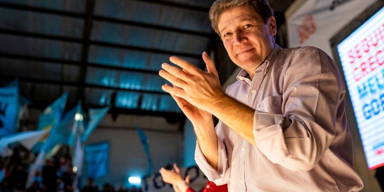 Melella logró que se aprobara el llamado a una reforma de la Constitución fueguina