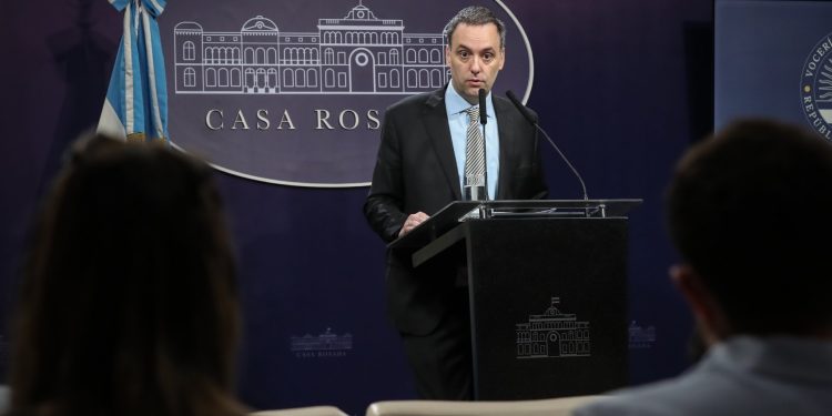 Milei envía hoy el “paquete de leyes” al Congreso, informó el portavoz Adorni