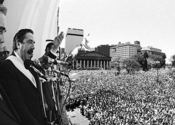 Polaroids de 40 años de democracia