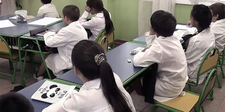 Pruebas Aprender: mejora en Lengua, leve caída en Matemática y menos brecha entre sectores socioeconómicos