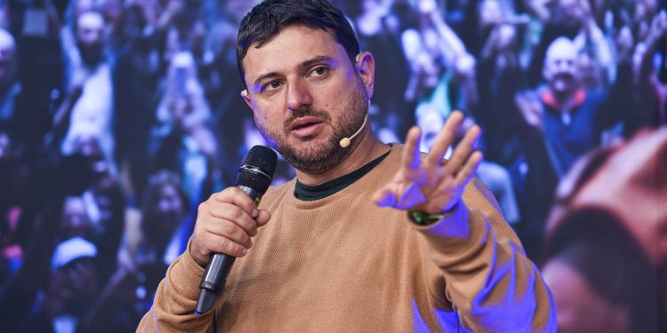 Referentes de distintos partidos políticos repudiaron el ataque público a Juan Grabois