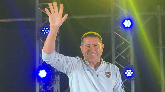 Riquelme acelera por la llegada del nuevo DT de Boca: los detalles