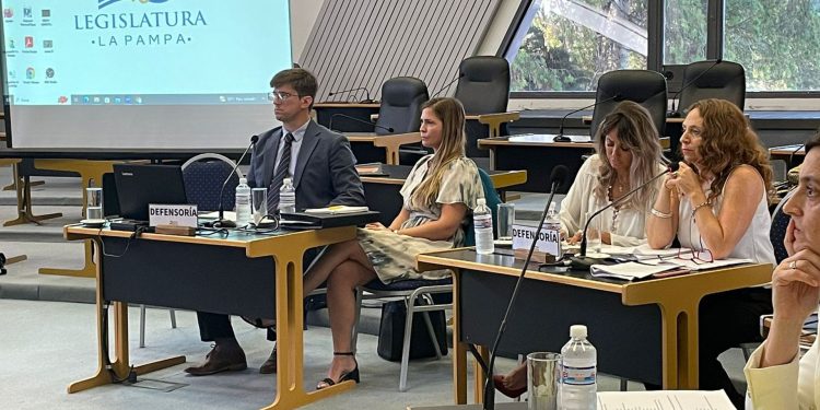 Sigue el jury a jueza y asesora por la tutela de Lucio Dupuy con un careo y alegatos