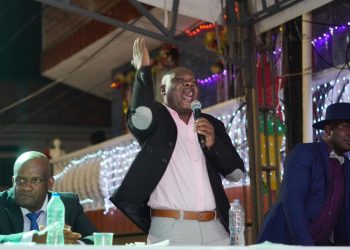 Un alcalde y cinco indígenas colombianos fueron asesinados durante una jornada violenta