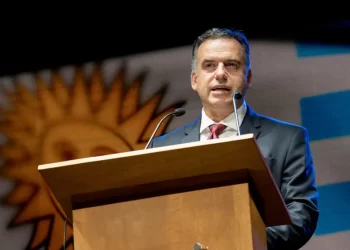 Yamandú Orsi sobre los dichos de Luis Lacalle Pou: “Que se dedique a gobernar”