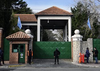 A 30 días de haber asumido, Milei se mudó a Olivos, pero sin sus perros