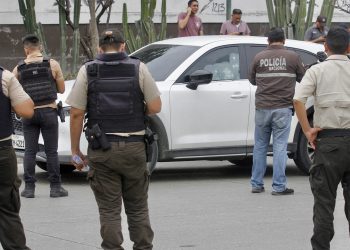 Acribillaron en Guayaquil al fiscal que llevaba la causa por la ocupación del canal de TV