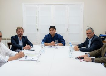 Acuerdo Santa Cruz-YPF: La empresa devolverá yacimientos a la provincia