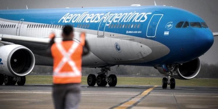 Aerolíneas Argentinas canceló el vuelo directo entre Montevideo y Mar del Plata
