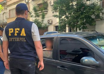 Atraparon en Caballito a una mujer buscada en Rusia por robar más de 2 millones de dólares