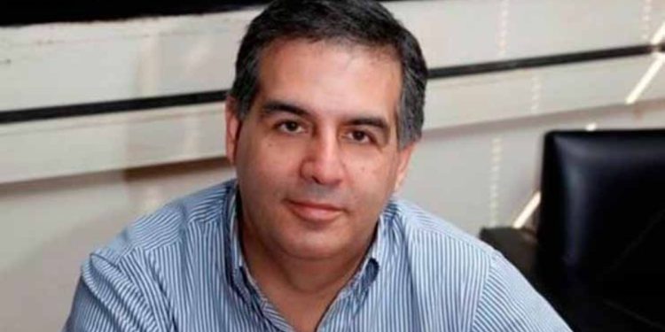 Carlos Montaña se suma a la vicepresidencia de AFA