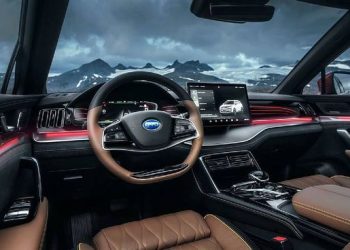 China le gana a Elon Musk: el fabricante BYD supera a Tesla en entregas de autos eléctricos