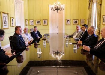 Compromiso con ADEPA por deuda a medios