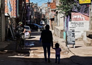 Crisis habitacional sin freno: «La desesperación los lleva a pensar ‘en vez de quedarme en la calle con mis hijos tomo un campito’»