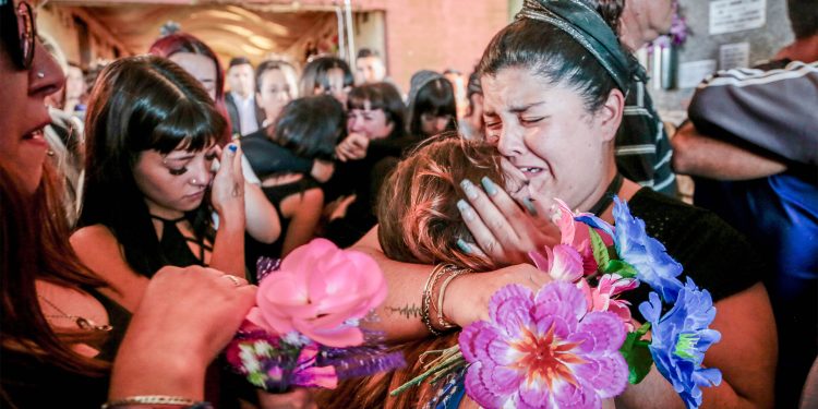 Despideron los restos del joven asesinado por una patota en Santa Teresita