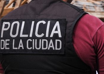 Detienen a un hombre que estuvo atrincherado con su hijo que tiene autismo en Recoleta