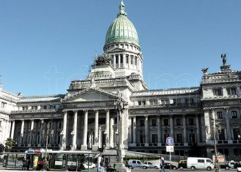 Diputados: se conforman cinco comisiones clave para analizar la “Ley ómnibus”