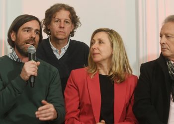 El FIT pidió “impugnar” el tratamiento de la ley Bases por “vicios de procedimiento”