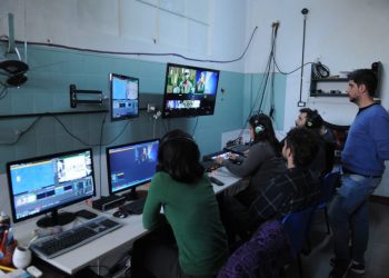 El gobierno busca disolver el FOMECA, un organismo clave para los medios comunitarios de todo el país