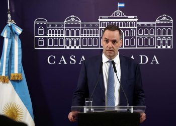 El gobierno intenta presionar a la oposición con la creación de una fiscalía anticorrupción que ya existe