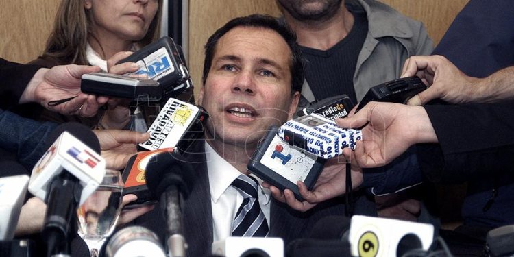 El Gobierno recordó al fiscal Nisman como “un incansable defensor de la justicia”