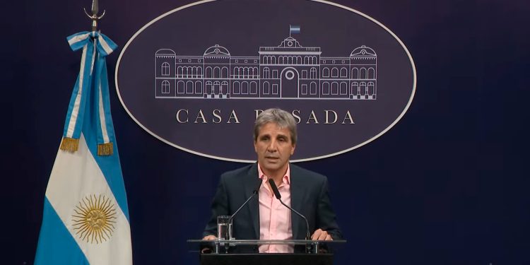 El Gobierno retira el capitulo fiscal de la ley “Bases”, pero ratifica el déficit cero