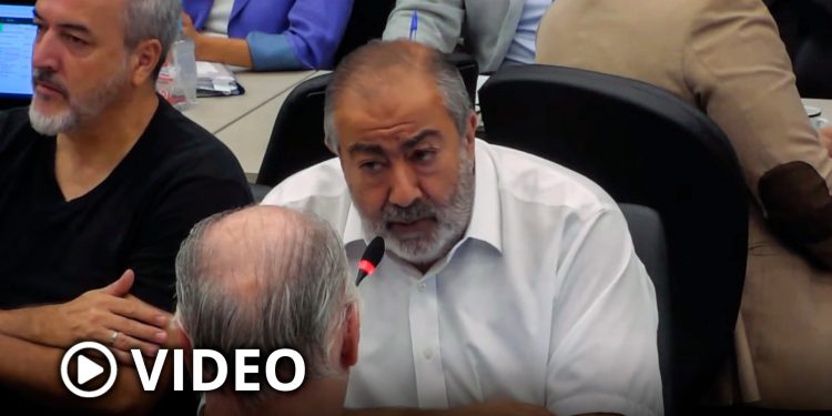 El oficialismo y bloques dialoguistas avanzaron en acuerdos por el proyecto de ley “Bases”