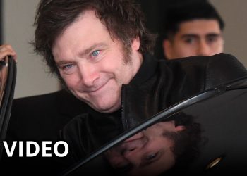 El Presidente inicia su viaje a la Antártida