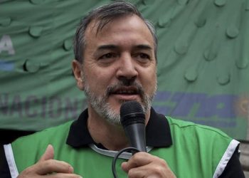 El titular de ATE advirtió que descontar el día a estatales profundizará el plan de lucha