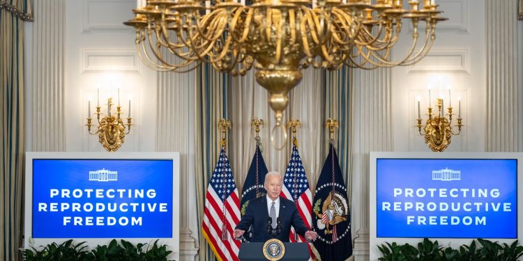 En busca de la reelección, Joe Biden pone al aborto como el eje de su campaña