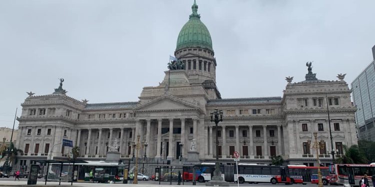 En la primera semana del año, el oficialismo avanzará en la conformación de comisiones