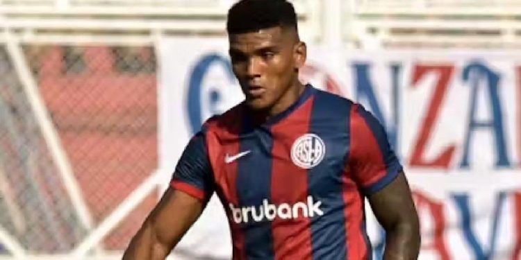 Escándalo en San Lorenzo: Rafa Pérez se fue, le pegó a la dirigencia y firmó en otro club