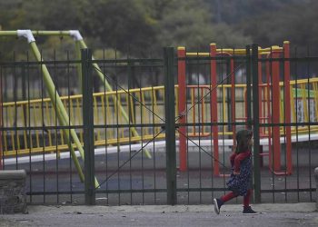 Intentó llevarse a una niña de 10 años tras ofrecerle golosinas: quedó detenido