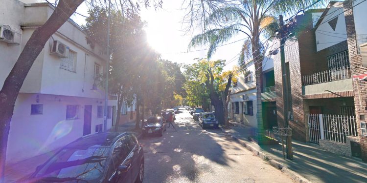 La mujer asesinada en su casa de Vicente López murió por una puñalada en el tórax