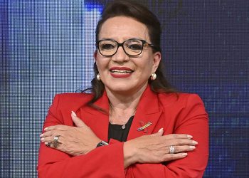 La presidenta de Honduras realiza cambios en el gabinete de cara a las elecciones de 2025
