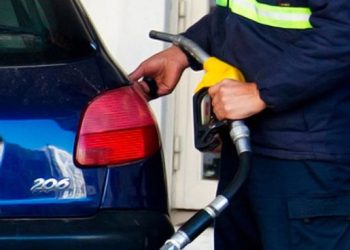 La Ursea prevé una suba de la nafta y una baja del gasoil en febrero